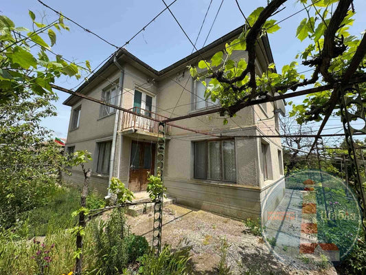 КЪЩА В ГР.ШАБЛА