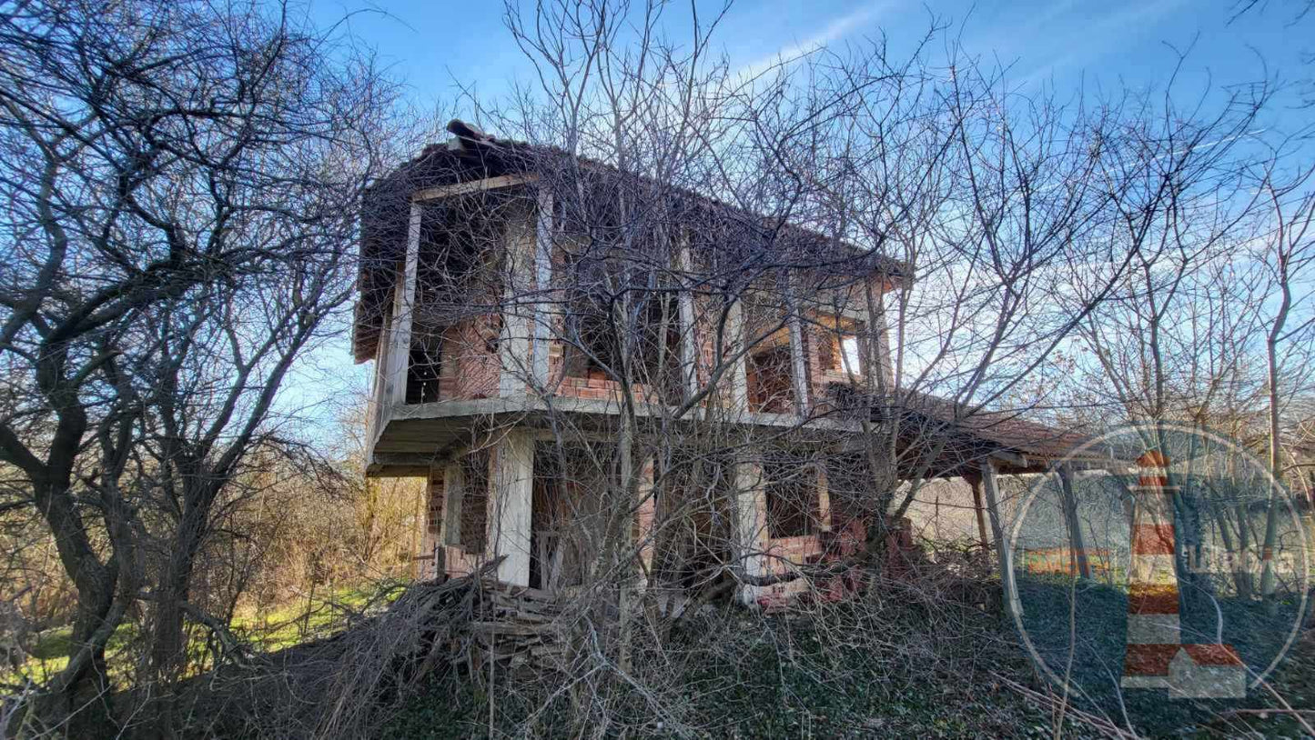КЪЩА В С.БОЖАНОВО