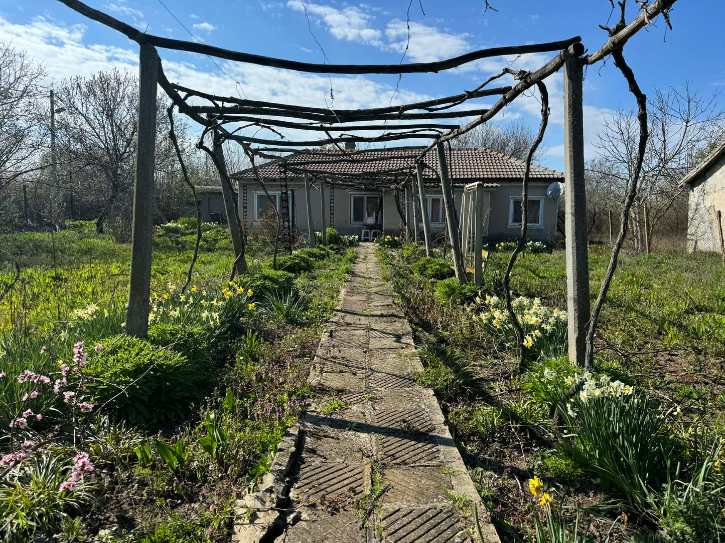 КЪЩА В С.ГОРУН